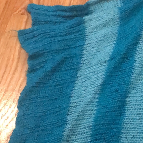 Turquoise shall - Picture 3 of 5